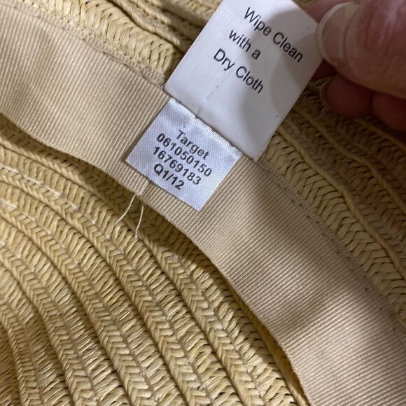 Large Straw Floppy Hat - Picture 6 of 6